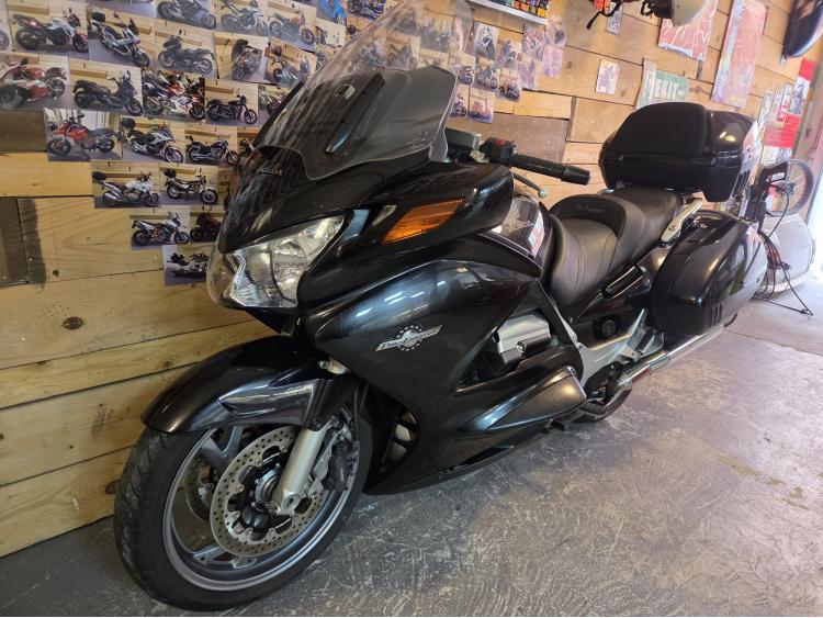 HONDA ST 1300 PAN EUROPEAN garantie 1an