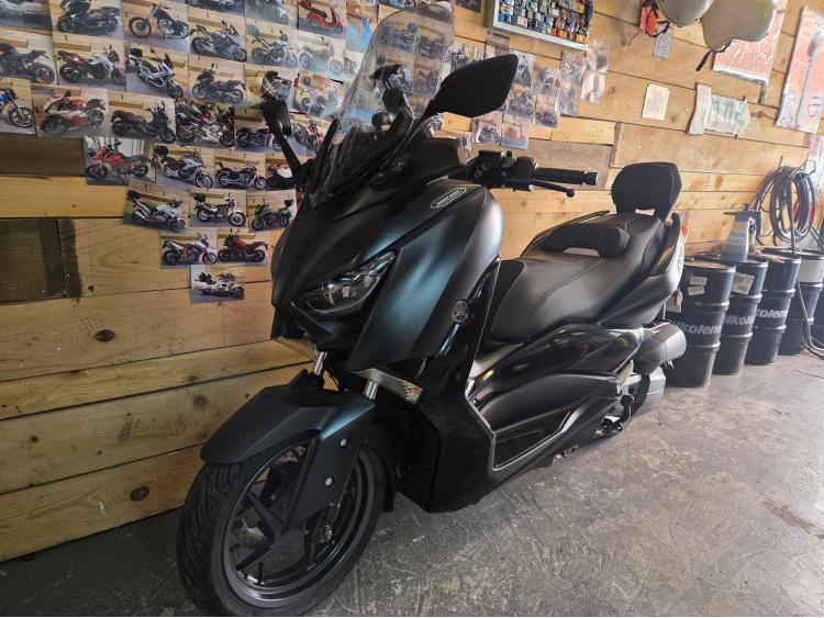 YAMAHA XMAX 125 IRON MAX GARANTIE 1AN 