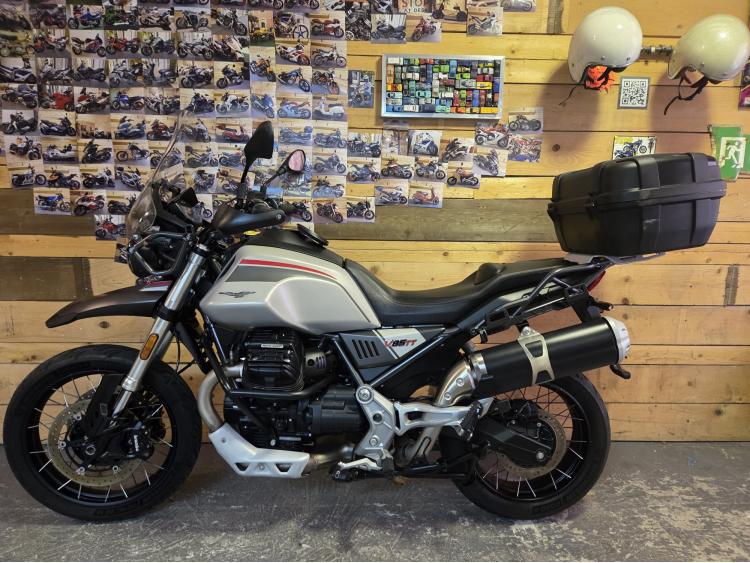 MOTO GUZZI V85 TT TRAVEL PACK   Garantie 1 an