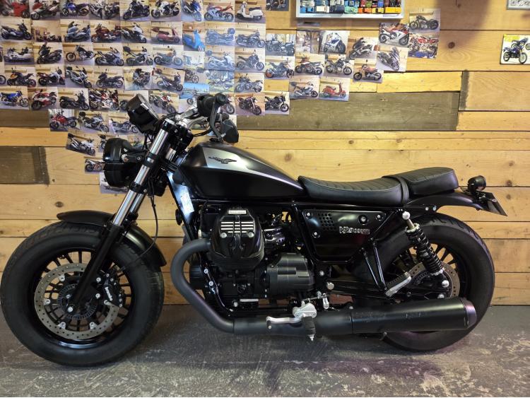MOTO GUZZI V9 BOBBER Garantie 1an