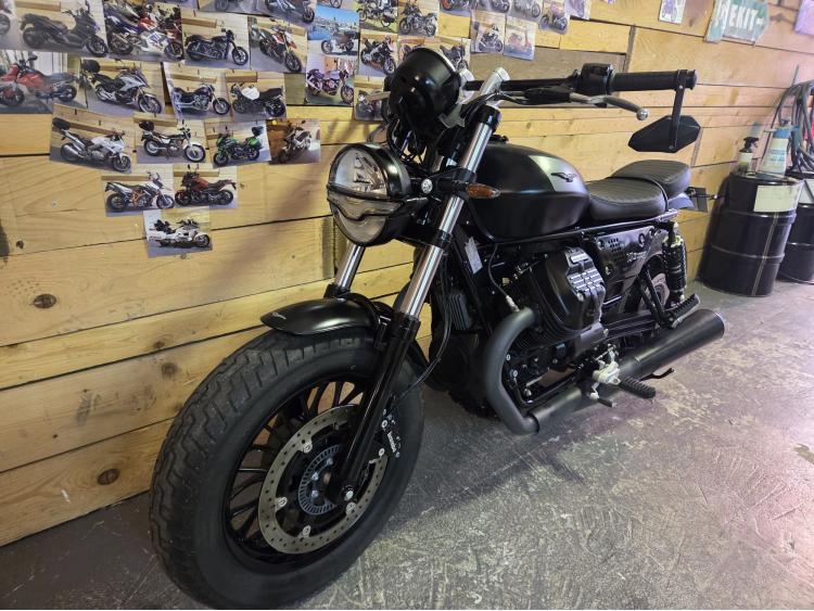 MOTO GUZZI V9 BOBBER Garantie 1an