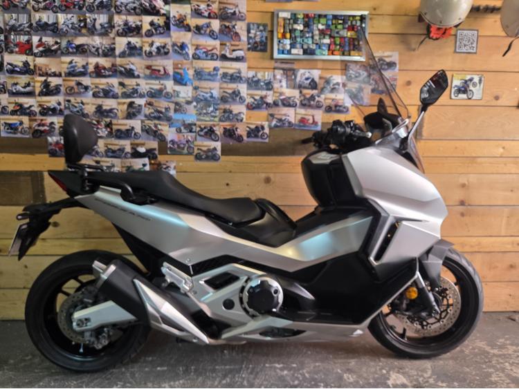 HONDA NSS FORZA 750 Garantie constructeur 