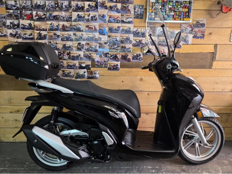 HONDA SH 350 SMART BOX  GARANTIE CONSTRUCTEUR