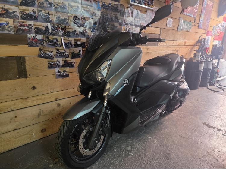 YAMAHA X-MAX 400 Garantie 1an